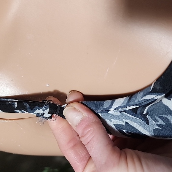 The Magic Of Stevie & Lindsay Black Floral Dress - Picture 9 of 9